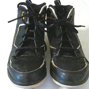 JORDAN Flight Black/Yellow Sneakers Youth Size 3